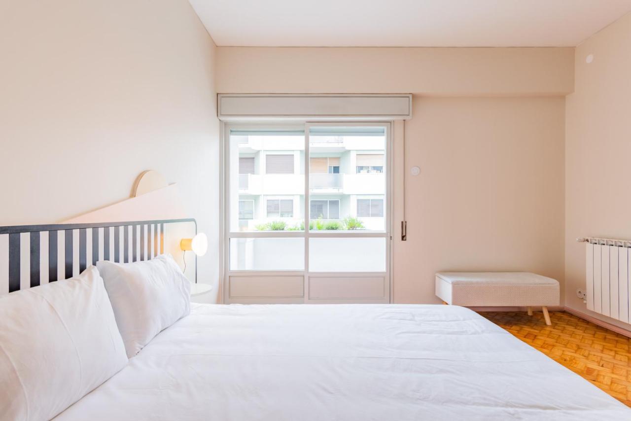 Апартаменти Amazing Duplex - Mid Century Experience & Parking Порту Екстер'єр фото