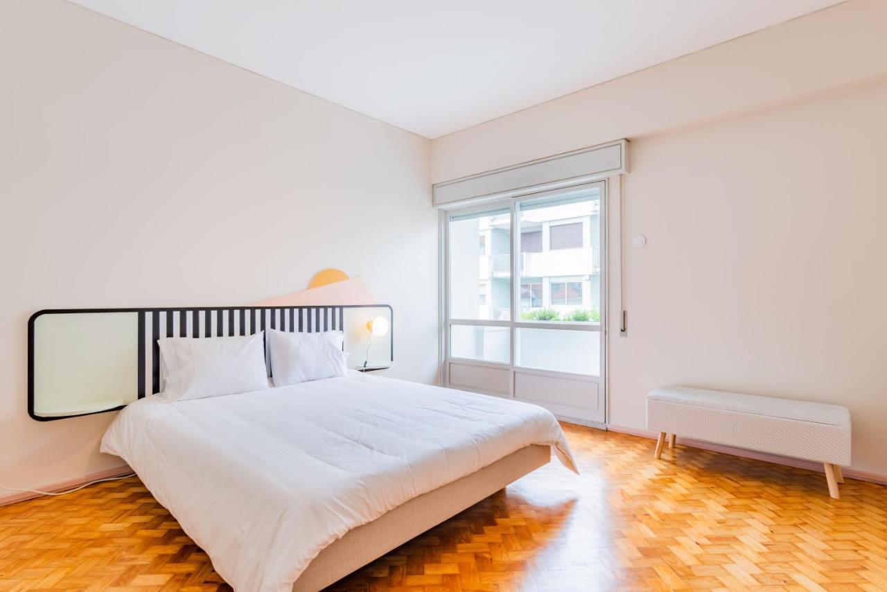 Апартаменти Amazing Duplex - Mid Century Experience & Parking Порту Екстер'єр фото